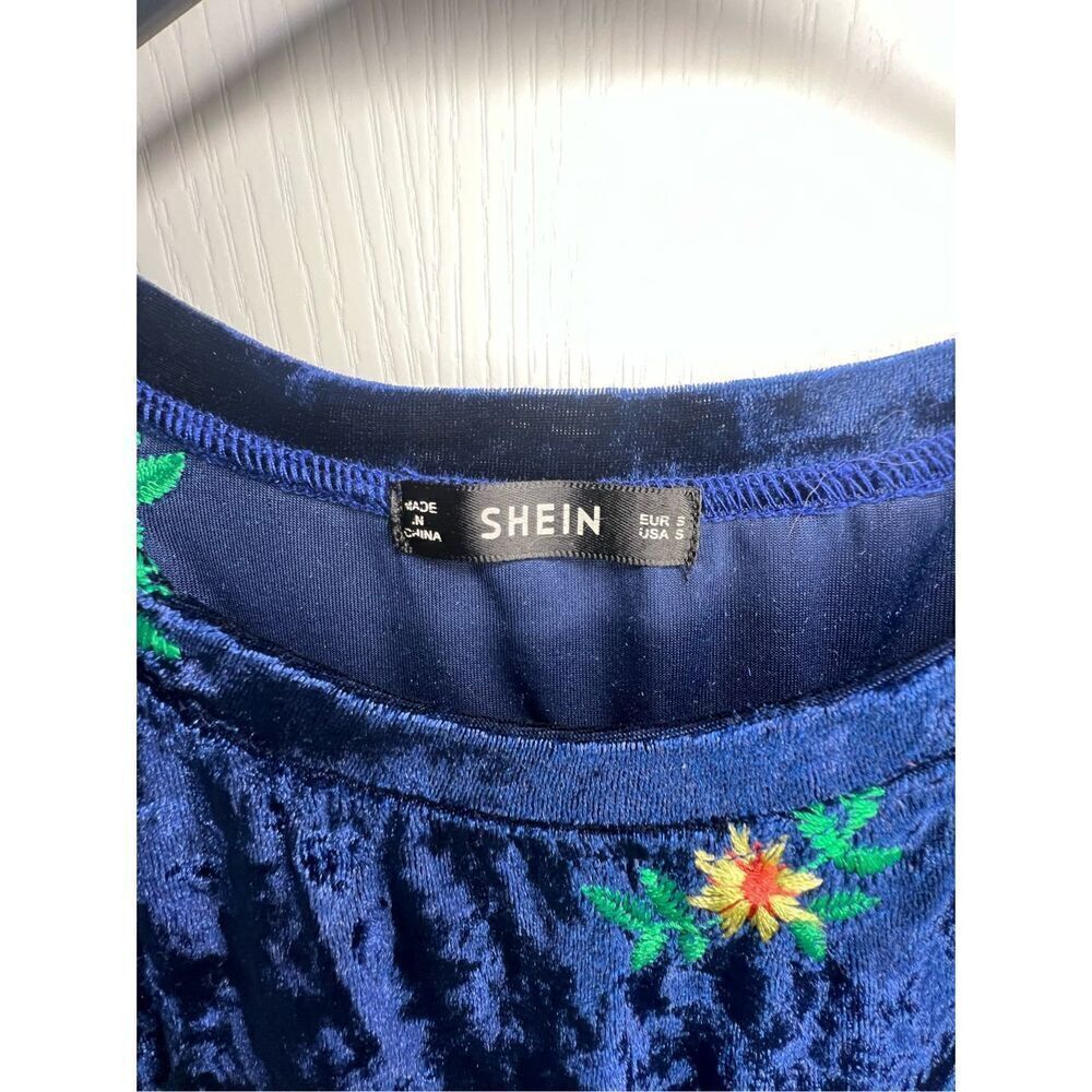 SHEIN Blue Velvet Style Soft Floral Pattern Short Sleeve T-Shirt - Picture 3 of 5